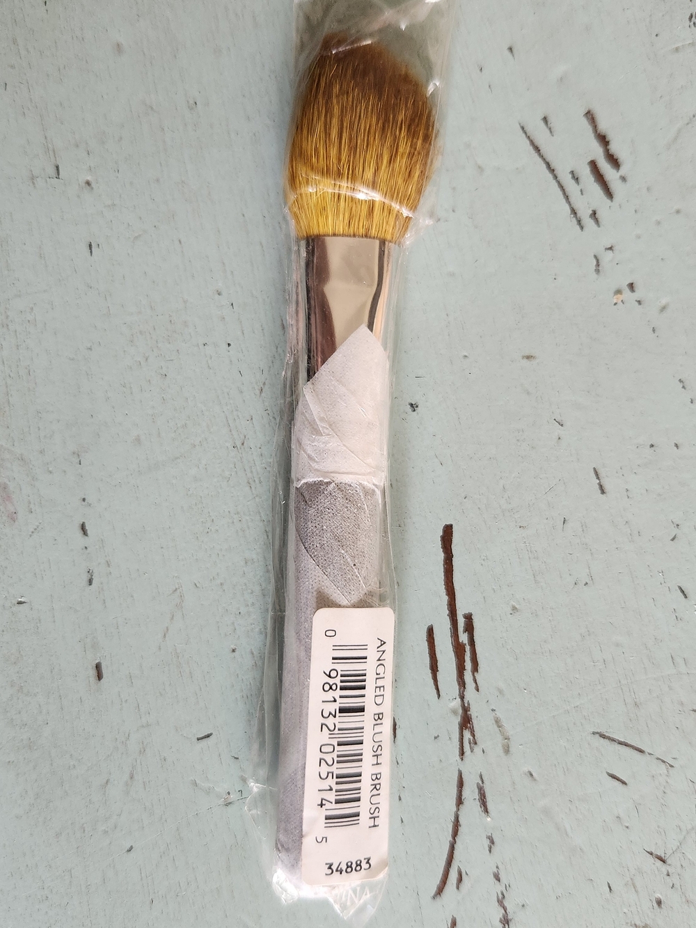 Bare Escentuals Angled Blush Brush - Model # 34883 - New and Sealed!
